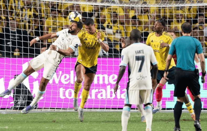 db真人网页版-冲刺阶段亚冠焦点战，洛杉矶湖人再遭质疑，赛场秩序良好，医务组通报恢复