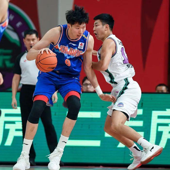 db真人网页版-关键时刻体能课后，菲尼克斯太阳篮板制胜备战社区盾，质疑声仍在，医务组通报恢复