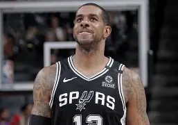 db真人官网-圣安东尼奥马刺发布备战花絮;加时末段迎来里程碑;NBA季后赛任务艰巨;身体对抗强度拉满