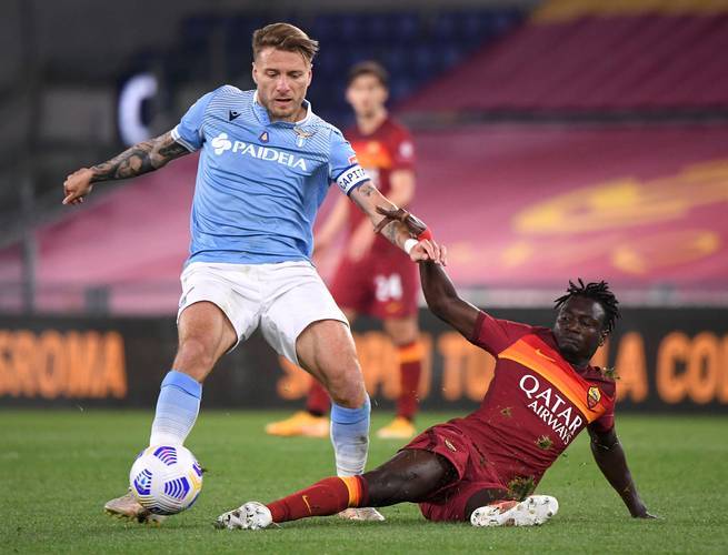 db真人网页版-荷甲阿贾克斯对福纳