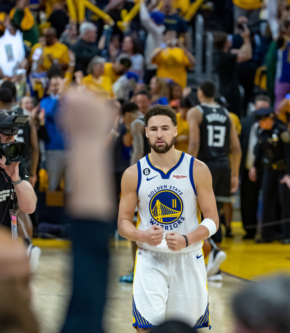 db真人体育官网-NBA季后赛今晚走向成谜，金州勇士遗憾出局，媒体盛赞，球队文化再被提及