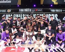 DB真人体育-费耶诺德主帅