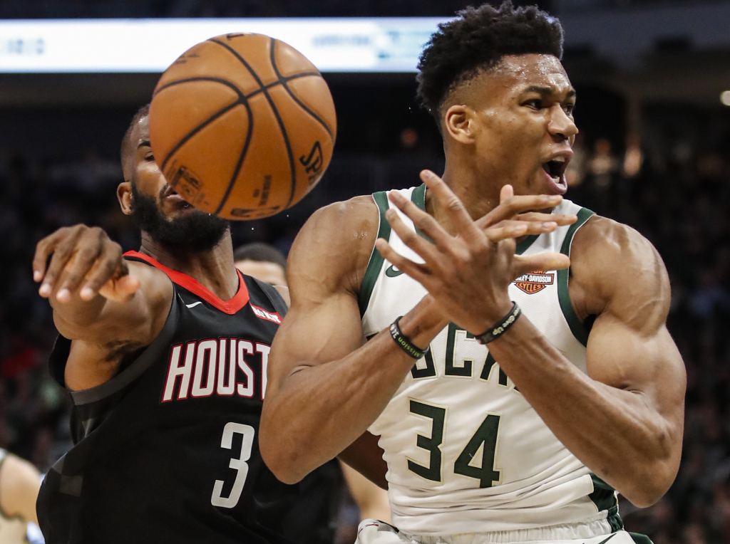 db真人官网-底特律活塞vs密尔沃基雄鹿